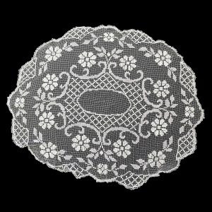 KOŁEK STARY OWALNY OBRUS W KWIATY 125 X 97 CM