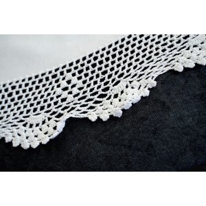 71256 LEN I SZYDEŁKOWE WSTAWKI BIAŁY OBRUS ŚR. 156 CM (5).JPG