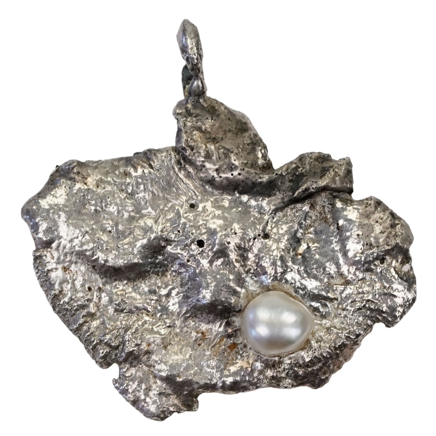71359 DANIA SREBRO WISIOR MODERNISTYCZNY Z PERŁĄ WAGA 12,6 G (1).jpg
