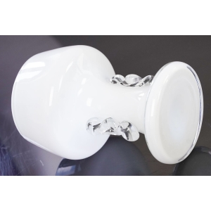 71681 TARNOWIEC J. SŁUCZAN-ORKUSZ BIAŁY WAZON Z NAKŁADKAMI MOTYLKI (4).JPG