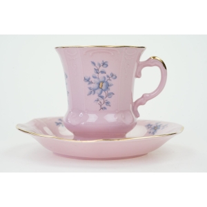 71924 STRUŽNA GRANIASTA FILIŻANKA ZE SPODKIEM Z RÓŻOWEJ PORCELANY BŁĘKITNE KWIATKI (2).JPG