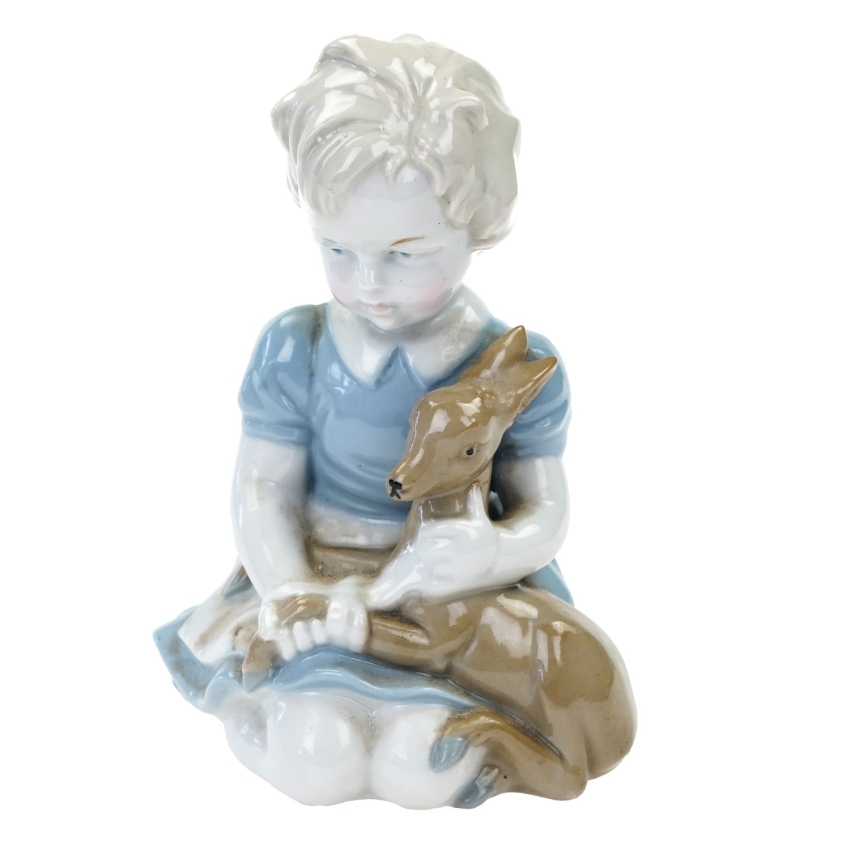 72089 ŚLICZNA FIGURKA DZIEWCZYNKI Z SARENKĄ (1).jpg