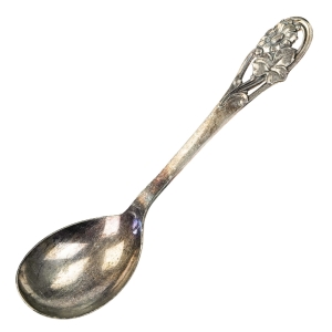 72378 MEMA ŁYŻKA ŚRODKA STOŁU Z AŻUROWYM TRZONKIEM (1).jpg