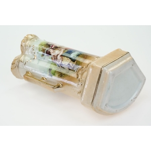 72457 AUSTRA CERAMICZNY RĘCZNIE MALOWANY WAZON SCENKA Z GRACJAMI (4).JPG