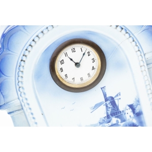 72507 CERAMICZNY ZEGAR MANTLE KOMINKOWY Z WIATRAKIEM I DWA WAZONY (3).JPG