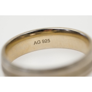 72614 SREBRNA OBRĄCZKA ZE ZŁOCENIEM PRÓBA 925 R. 26,5 WAGA 7 G (4).JPG