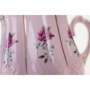 46913 CHODOV CIENIOWANY KUBEK Z RÓŻOWEJ PORCELANY KWIATY I ZŁOCENIA (3).jpg