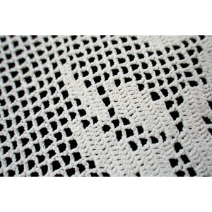 72686 SZYDEŁKO PIĘKNY OWALNY OBRUS W KWIATY 100 X 84 CM (5).JPG