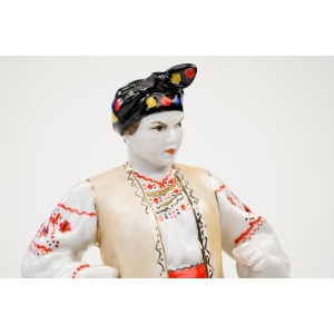 72735 KIJÓW RĘCZNIE MALOWANA FIGURA KOZACZKI ODARKI ODARKA (2).JPG