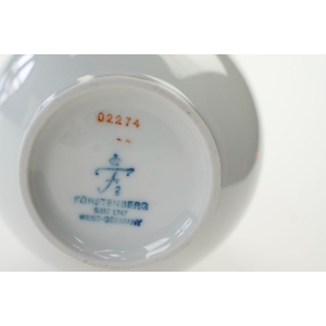 72850 FÜRSTENBERG ŚLICZNIUTKI PĘKATY WAZON Z RÓŻĄ (4).JPG