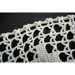 72925 SZYDEŁKO ZAZDROSTKA W BIELI ZYGZAKI 130 X 26 CM (4).JPG