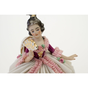 73153 FRANKENTHAL ŚLICZNA FIGURKA DAMY W KRYNOLINACH (3).JPG