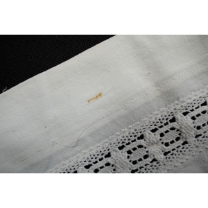 73433 SZYDEŁKO PŁÓTNO I KORONKI NADRUK ZAZDROSTKA LAMBREKIN 120 X 34 CM (5).JPG