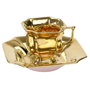 73476 CHODOV EMPÍR ZŁOTA FILIŻANKA MOKKA Z RÓŻOWEJ PORCELANY CUDEŃKO O GRANIASTYM KSZTAŁCIE (1).jpg