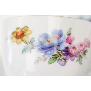 73505 FÜRSTENBERG ŚLICZNA FILIŻANKA ZE SPODKIEM KOLOROWE KWIATY (3).JPG
