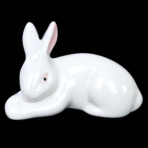 73528 PORCELANOWA FIGURKA LEŻĄCEGO ZAJĄCA KRÓLIKA (1).jpg