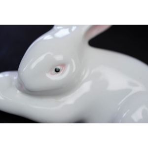 73528 PORCELANOWA FIGURKA LEŻĄCEGO ZAJĄCA KRÓLIKA (3).JPG