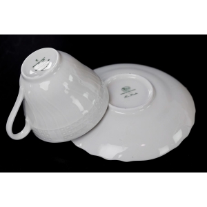 73790 HUTSCHENREUTHER DRESDEN FILIŻANKA ZE SPODKIEM W BIELI (5).JPG