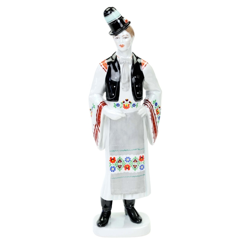 73802 HOLLOHAZA DUŻA FIGURA MĘŻCZYZNY W STROJU LUDOWYM (1).jpg