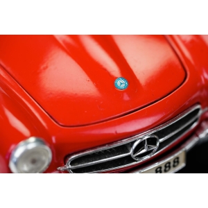 73843 MERCEDES BENZ 190 SL 1955 CZERWONY 118 MAISTO NA PODSTAWIE (4).JPG