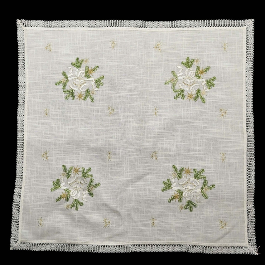 73971 BOŻE NARODZENIE WYSZYWANY OBRUS MOTYWY ŚWIĄTECZNE 85 X 82 CM (1).jpg