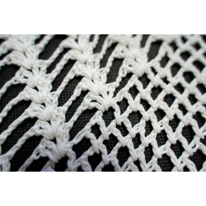 73974 SZYDEŁKO OWALNY DUŻY BIAŁY OBRUS 240 X 150 CM (6).JPG