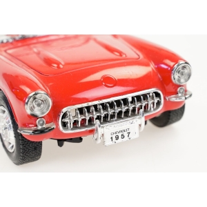 74092 ROAD TOUGH CHEVROLET CORVETTE 1957 BIAŁO-CZERWONY 118 (6).JPG