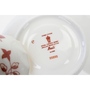 74246 ROYAL CROWN DERBY 'BALI' MOKKA ZE SPODKIEM (6).JPG
