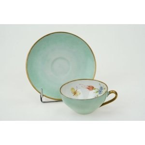 74251 SELEDYNOWA MOKKA ZE SPODKIEM I RĘCZNIE MALOWANE KWIATY I MOTYLEK (5).JPG