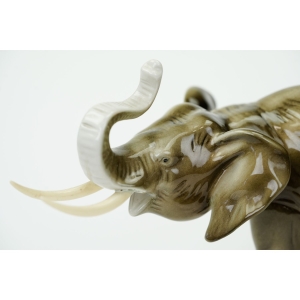 74258 ROYAL DUX ŚLICZNA FIGURA SŁONIA SŁOŃ NA SZCZĘŚCIE (2).JPG
