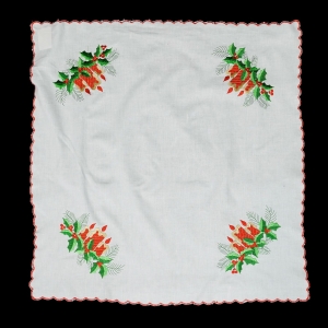 74301 BOŻE NARODZENIE OBRUS Z MOTYWAMI ŚWIĄTECZNYMI 75 X 73 CM (1).jpg