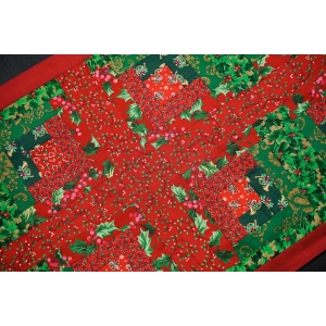 74306 BOŻE NARODZENIE BIEŻNIK PATCHWORK ZE ŚWIĄTECZNYM MOTYWEM 122 X 44,5 CM (2).JPG