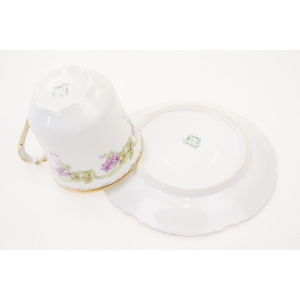 74936 LIMOGES MAVALEIXGRANGER SECESJA FILIŻANKA ZE SPODKIEM FIOŁKI FIOŁECZKI (4).jpg