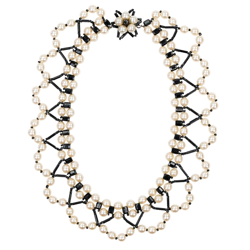 75095 CZECHOSŁOWACJA KOLIA KOŁNIERZYK CHOKER PERŁY I CZARNE KORALIKI SYGNOWANY (1).jpg
