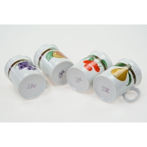 75193 EPIAG KOMPLET 4 ŚLICZNYCH STARYCH KUBKÓW GARNUSZKÓW Z OWOCAMI (4).jpg