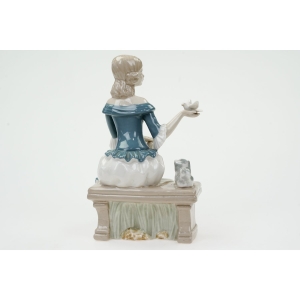 75205 HISZPANIA MEDITERRANEO RĘCZNIE MALOWANA FIGURKA DZIEWCZYNY Z GOŁĘBIEM (3).jpg