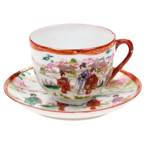 75438 JAPOŃSKA FILIŻANKA ZE SPODKIEM RĘCZNIE MALOWANA Z GEJSZAMI (1).jpg