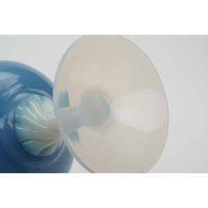 75638 BŁĘKITNY WAZON Z BIAŁYM UCHEM DZBAN NA BIAŁEJ NODZE EMPOLI (5).jpg