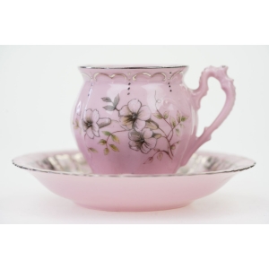 75838 CHODOV FILIŻANKA MOKKA Z RÓŻOWEJ PORCELANY CUDEŃKO Z RELIEFAMI (2).jpg