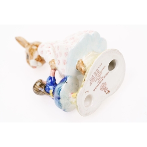 75988 WIELKANOC ROYAL DOULTON FIGURKA KRÓLICZKA Z DZIEWCZYNKĄ (4).jpg