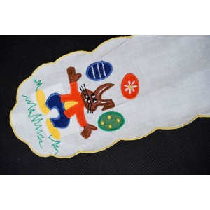 76210 WIELKANOC SZARFA ŚRODEK STOŁU PISANKI I PISKLAKI 155 X 11,5 CM (2).jpg