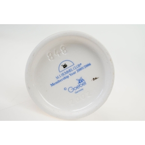 76258 GOEBEL I. HUMMEL FIGURKA ŚPIEWAJĄCEGO CHŁOPCA (5).jpg