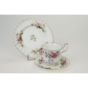 76264 ROYAL ALBERT MOSS ROSE ŚLICZNA ŚNIADANIÓWKA (4).jpg