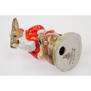 76299 WIELKANOC ROYAL DOULTON FIGURKA KRÓLICZKA W STROJU MIKOŁAJA (4).jpg