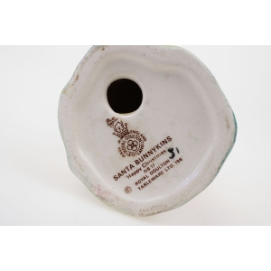 76299 WIELKANOC ROYAL DOULTON FIGURKA KRÓLICZKA W STROJU MIKOŁAJA (5).jpg