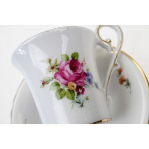 76396 KAISER MOKKA W KWIATY Z PASTORALNYM USZKIEM ZE SPODKIEM (3).jpg