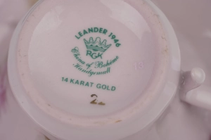 41525 LEANDER ELA FILIŻANKA ZE SPODKIEM Z RÓŻOWEJ PORCELANY RÓŻE (5).jpg