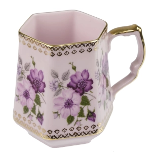 STRUŽNA GRANIASTY KUBEK Z RÓŻOWEJ PORCELANY DZIKIE RÓŻE