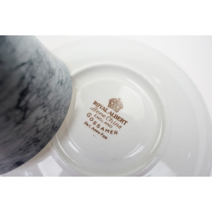 76511 ROYAL ALBERT GOSSAMER BŁĘKITNA MARMURKOWA FILIŻANKA ZE SPODKIEM (5).jpg