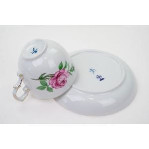 76526 FÜRSTENBERG ŚLICZNA ŚLICZNA FILIŻANKA ZE SPODKIEM RÓŻE (4).jpg